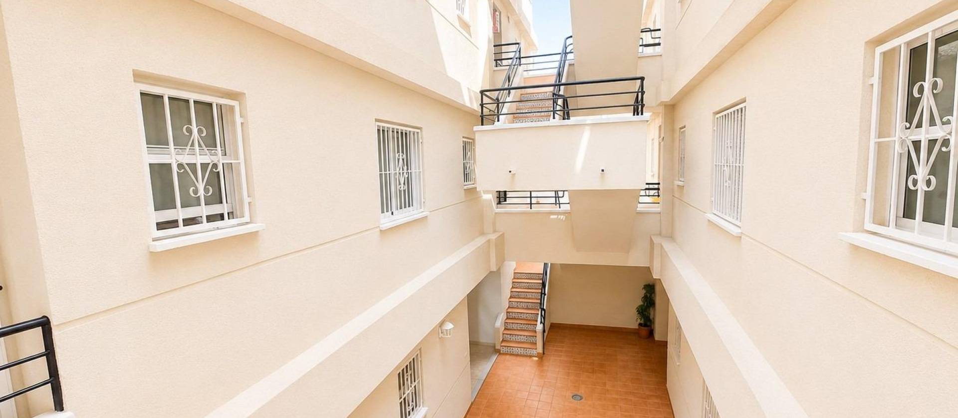 Sale - Apartment - Torrevieja - Estacion de autobuses