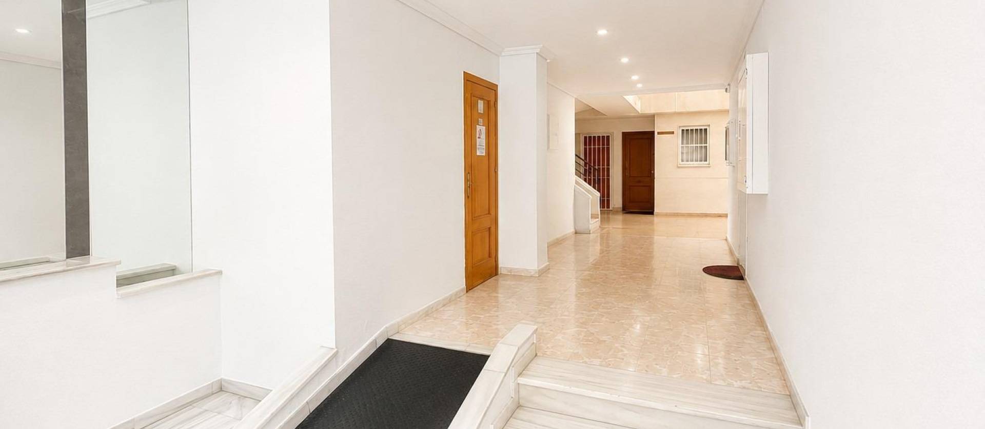 Sale - Apartment - Torrevieja - Estacion de autobuses