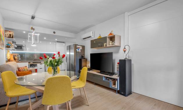 Sale - Apartments - Villamartin - Lomas del Golf