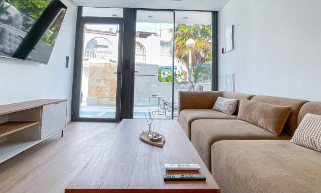 Sale - Townhouse - Torrevieja - Nueva Torrevieja - Aguas Nuevas
