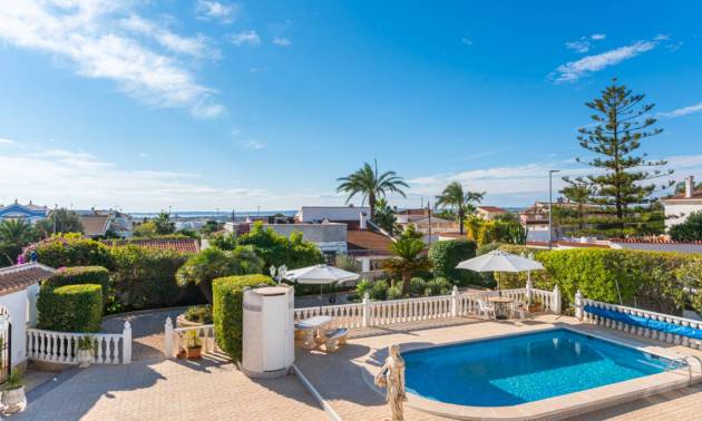 Sale - Villa - Ciudad Quesada