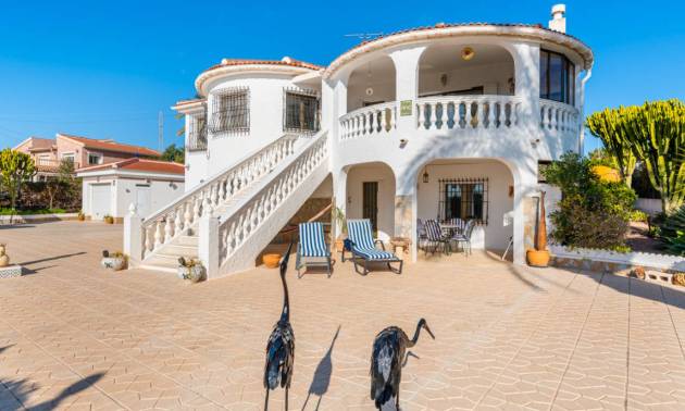 Sale - Villa - Ciudad Quesada