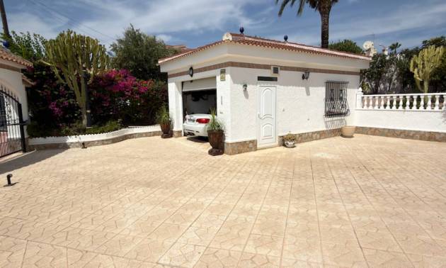 Sale - Villa - Ciudad Quesada
