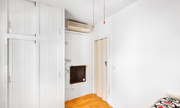 Sale - Apartment - Torrevieja - La Mata pueblo