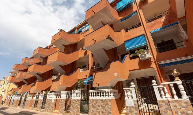 Sale - Apartment - Torrevieja - La Mata pueblo