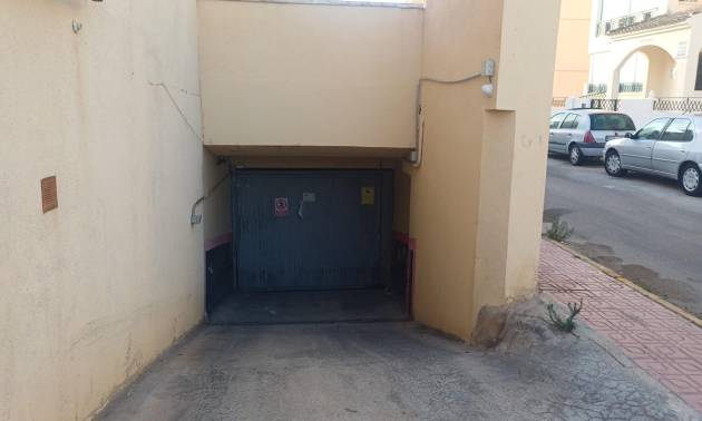 Sale - Commercial - Torrevieja - Los Europeos