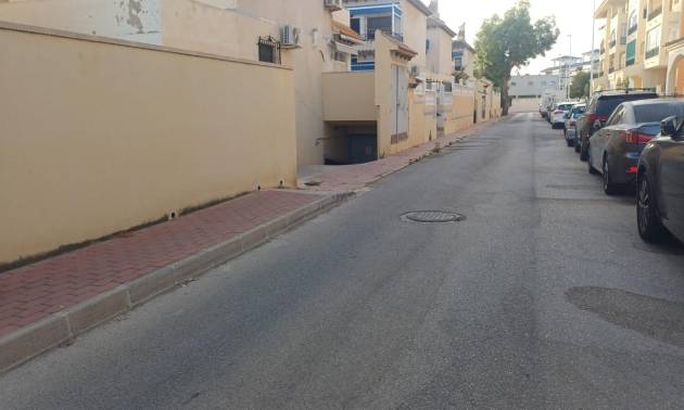 Sale - Commercial - Torrevieja - Los Europeos