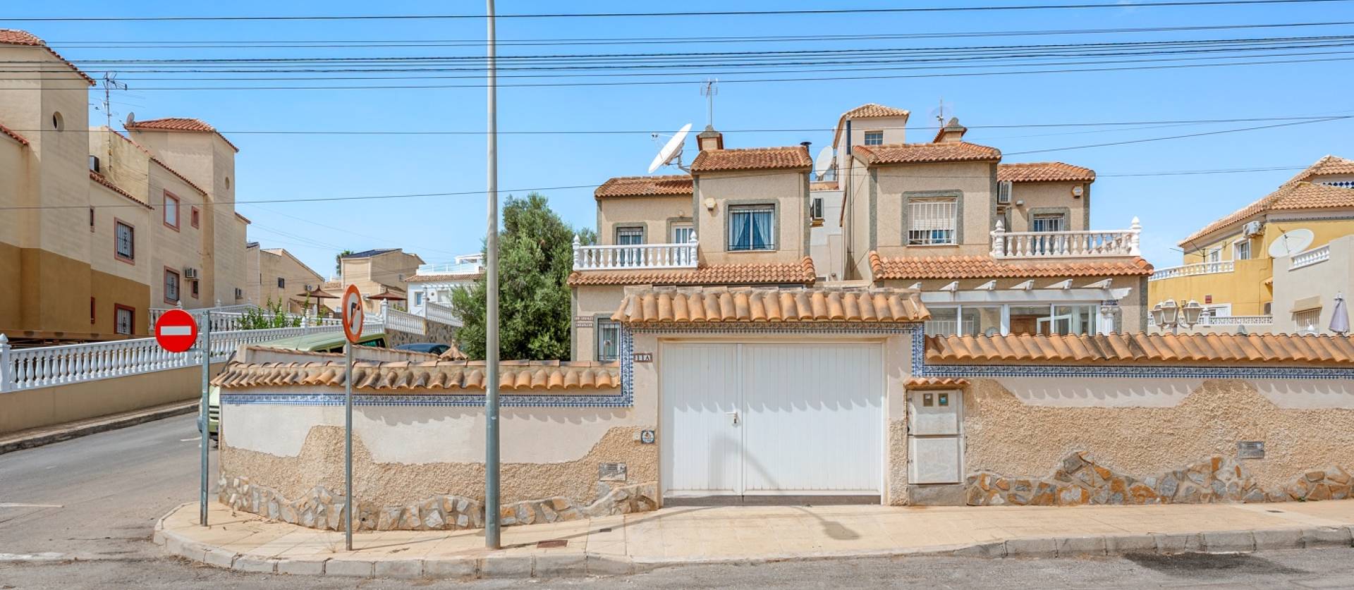 Sale - Villa - Orihuela Costa - El Galan