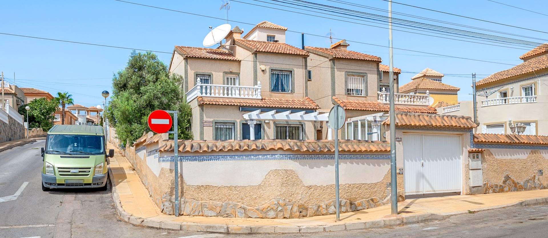 Sale - Villa - Orihuela Costa - El Galan