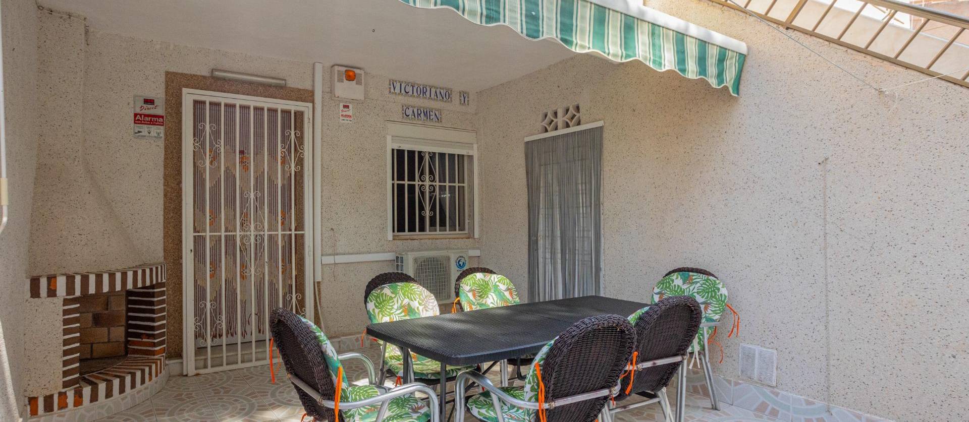 Sale - Bungalow - Torrevieja - Playa de los Naufragos