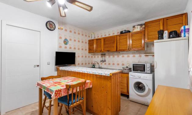 Sale - Bungalow - Torrevieja - Playa de los Naufragos