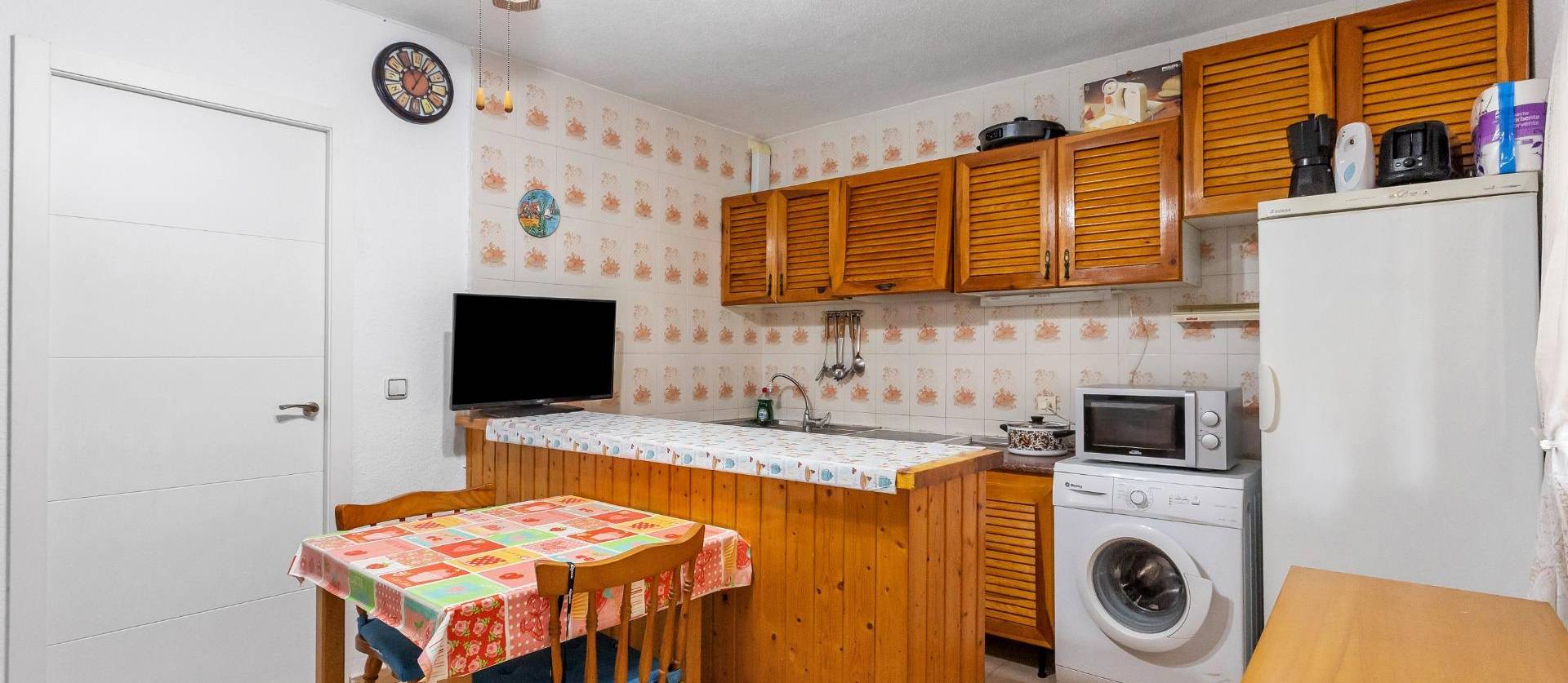 Sale - Bungalow - Torrevieja - Playa de los Naufragos