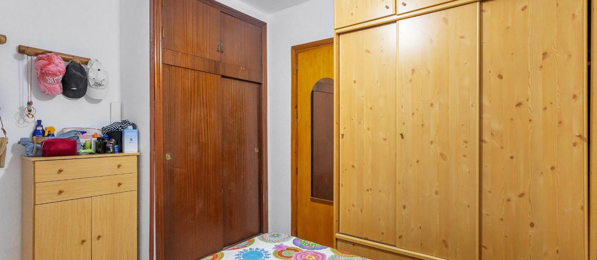 Sale - Bungalow - Torrevieja - Playa de los Naufragos