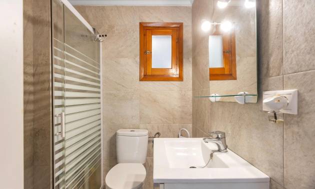 Sale - Bungalow - Torrevieja - Playa de los Naufragos