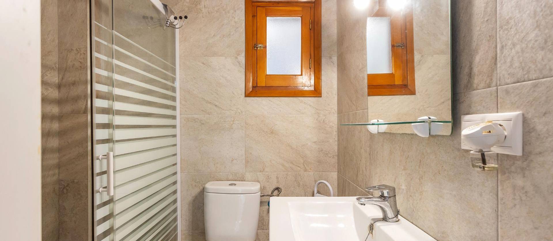 Sale - Bungalow - Torrevieja - Playa de los Naufragos