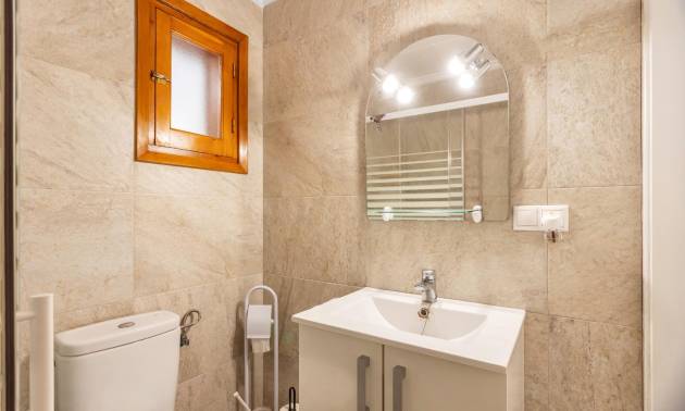 Sale - Bungalow - Torrevieja - Playa de los Naufragos