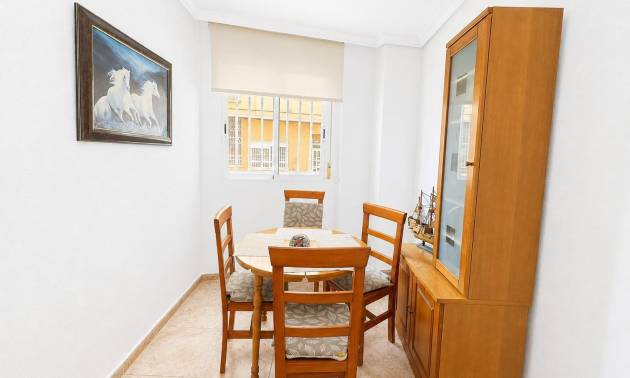 Sale - Apartment - Torrevieja - Habaneras