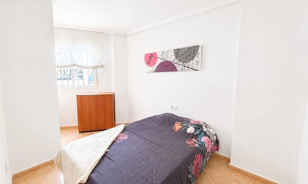Sale - Apartment - Torrevieja - Habaneras