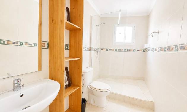 Sale - Apartment - Torrevieja - Habaneras