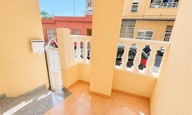 Sale - Apartment - Torrevieja - Habaneras