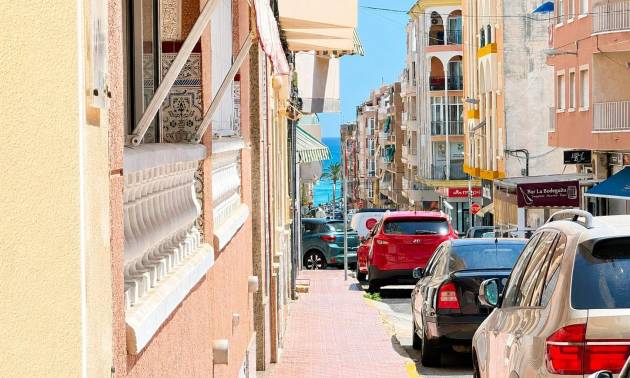 Sale - Apartment - Torrevieja - Habaneras