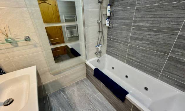 Sale - Apartment - Almoradí - centro