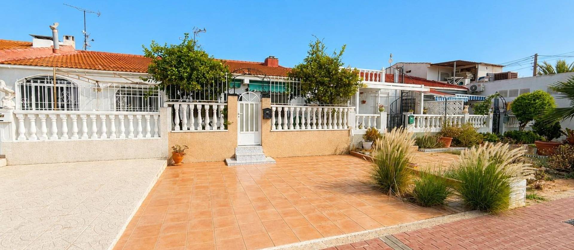 Sale - Bungalow - Torrevieja - La Siesta - El Salado - Torreta