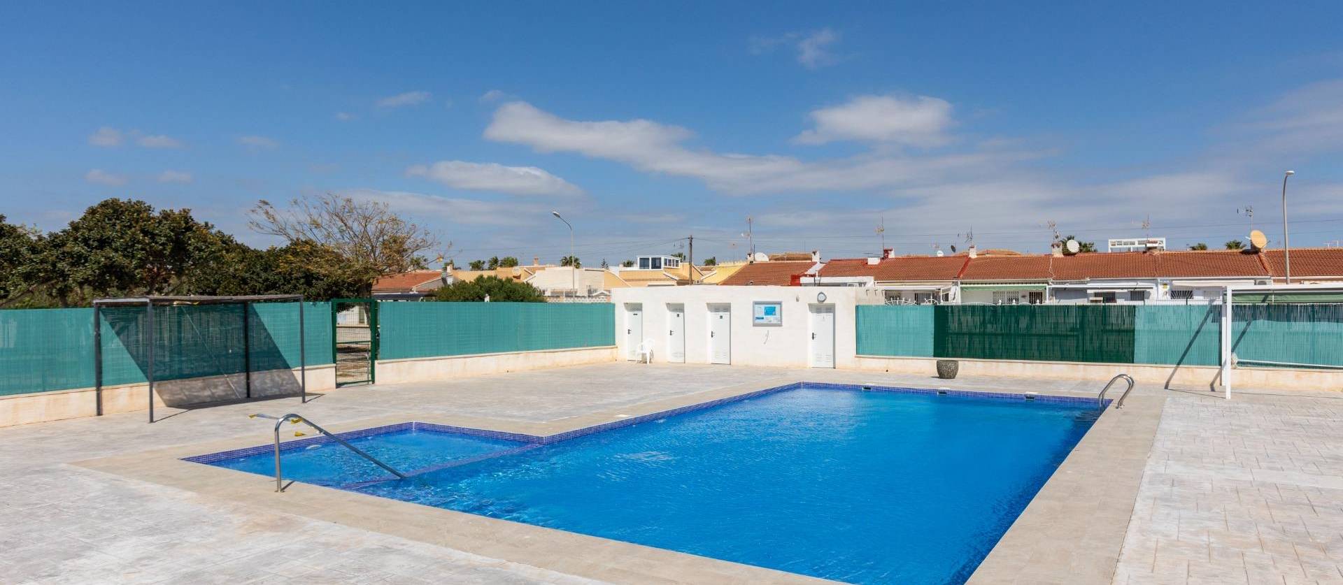 Sale - Bungalow - Torrevieja - Torretas
