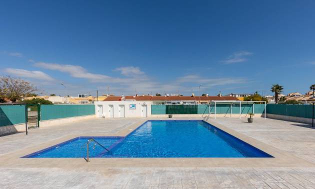 Sale - Bungalow - Torrevieja - Torretas