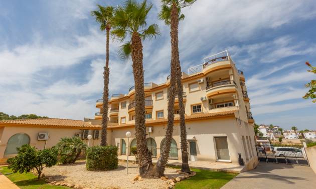 Sale - Apartment - Orihuela - Villamartín
