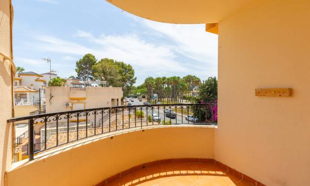 Sale - Apartment - Orihuela - Villamartín