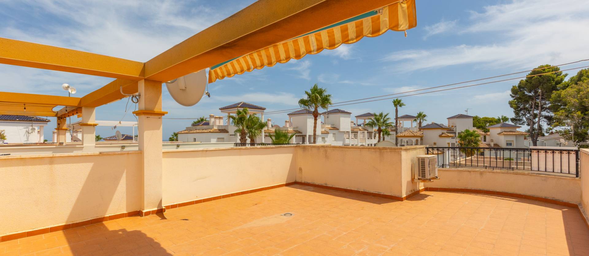 Sale - Apartment - Orihuela - Villamartín