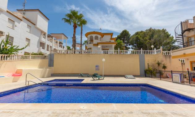 Sale - Apartment - Orihuela - Villamartín