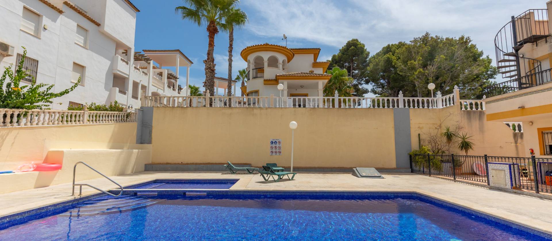 Sale - Apartment - Orihuela - Villamartín