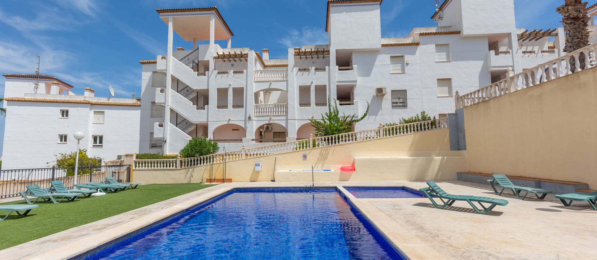 Sale - Apartment - Orihuela - Villamartín