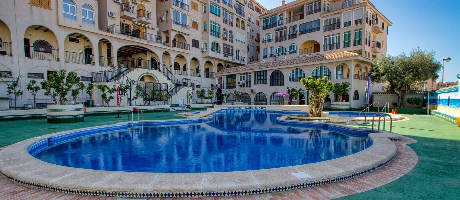 Sale - Apartment - Torrevieja - Torre del moro