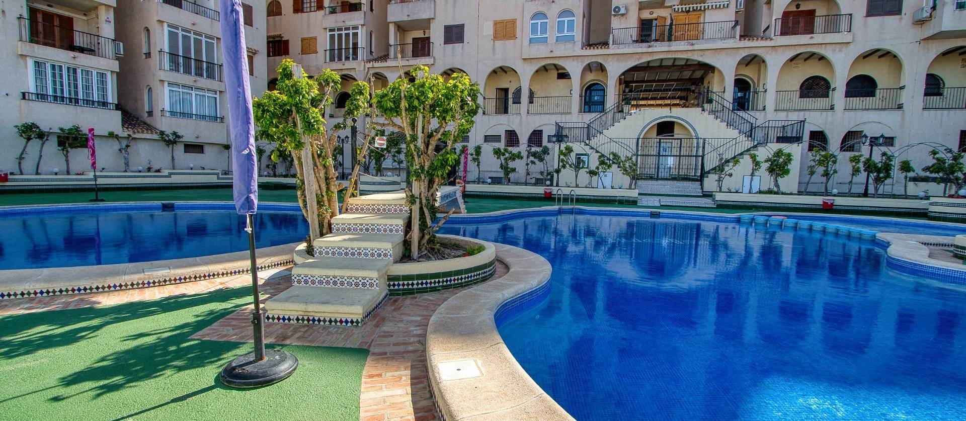 Sale - Apartment - Torrevieja - Torre del moro