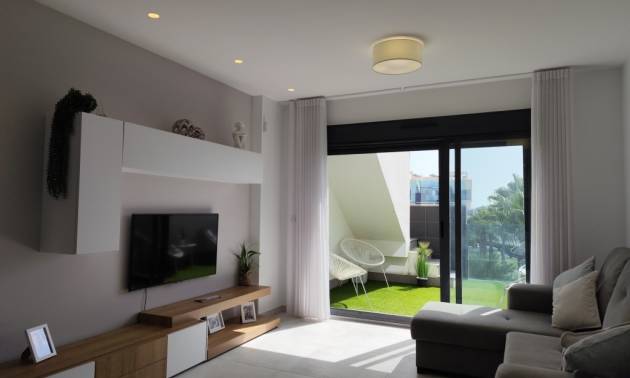Sale - Apartment - El Raso