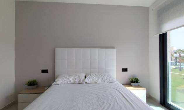 Sale - Apartment - El Raso