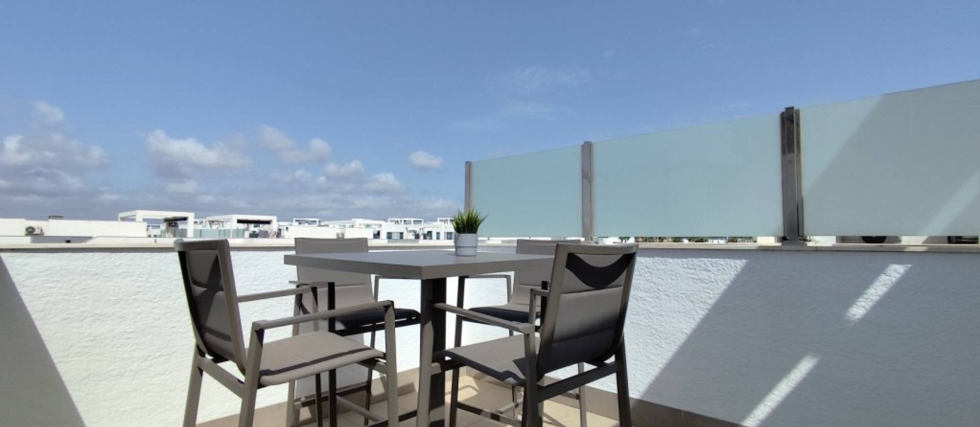 Sale - Apartment - El Raso