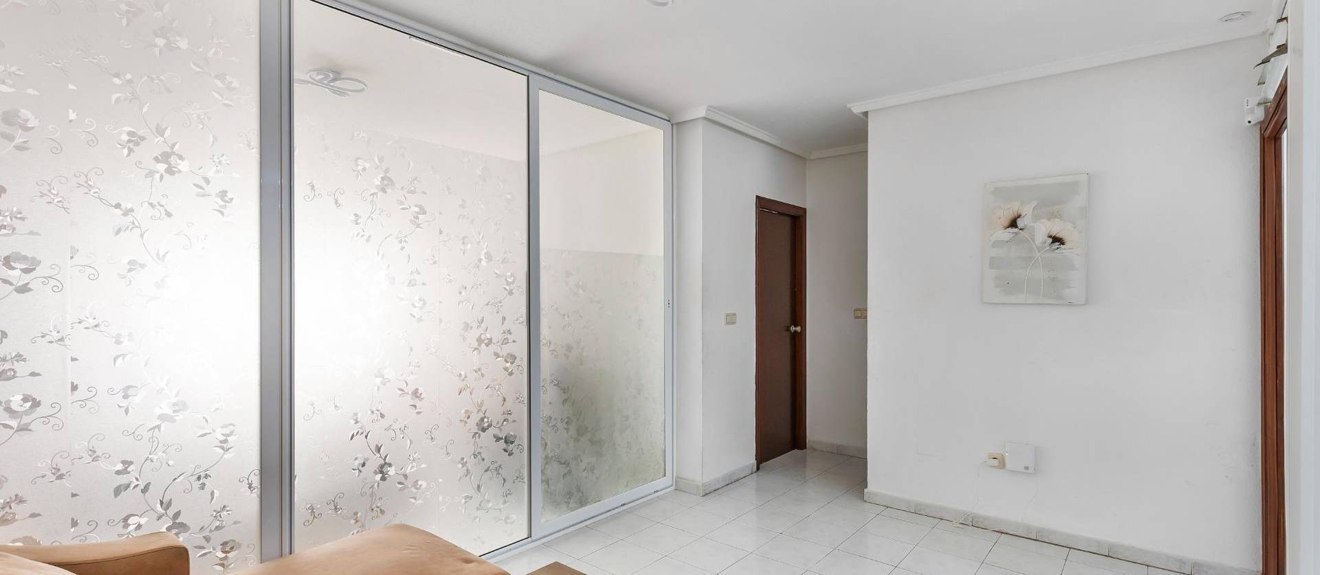 Sale - Ground Floor - Torrevieja - Centro