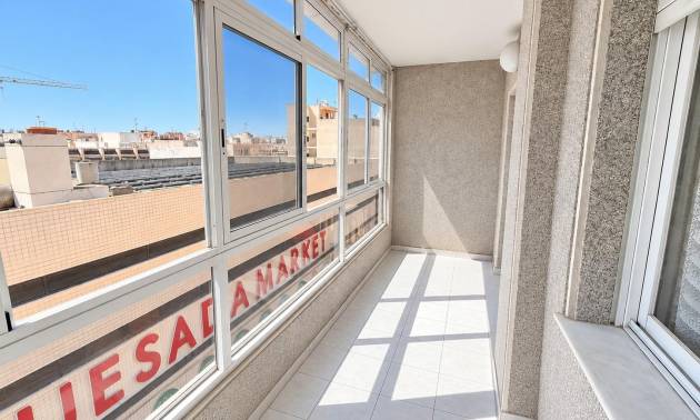 Sale - Apartment - Torrevieja - Estacion de autobuses