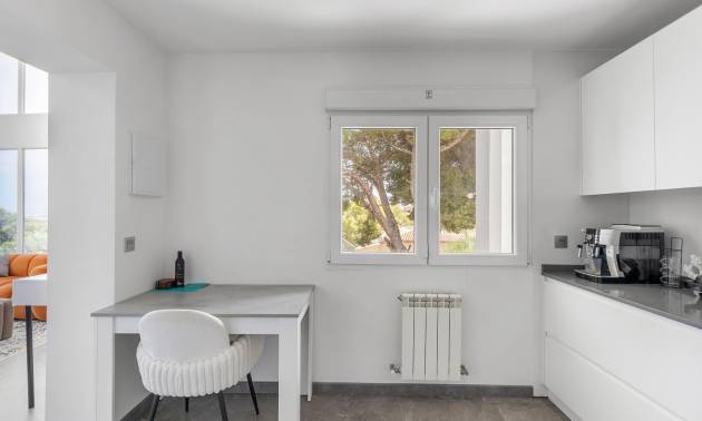 Sale - Villa - Torrevieja - Los Balcones