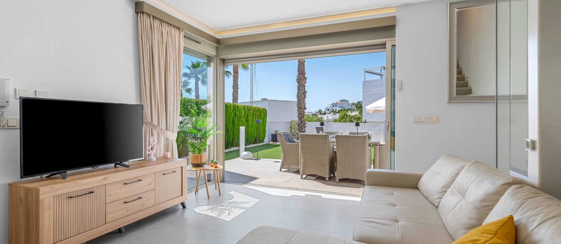 Sale - Villa - Orihuela Costa - Villamartín