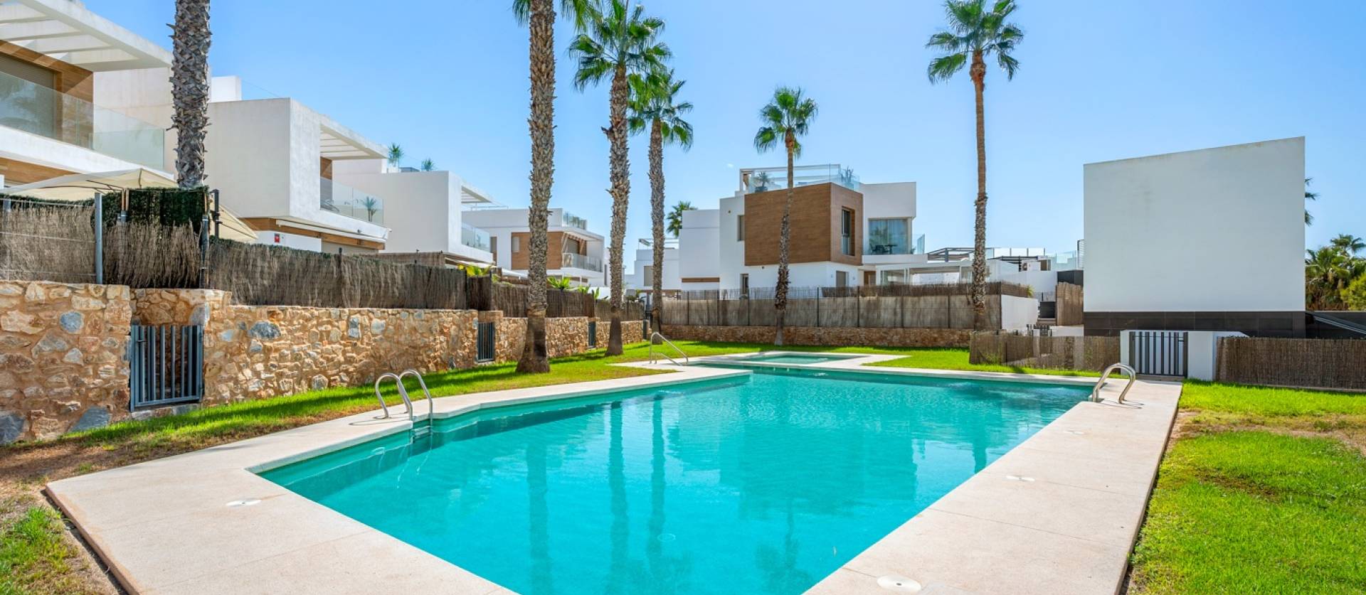Sale - Villa - Orihuela Costa - Villamartín