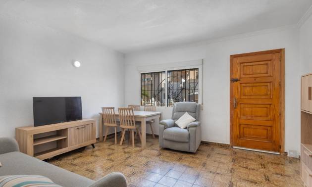 Sale - Bungalow - Torrevieja - Torre del moro