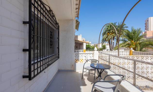 Sale - Bungalow - Torrevieja - Torre del moro