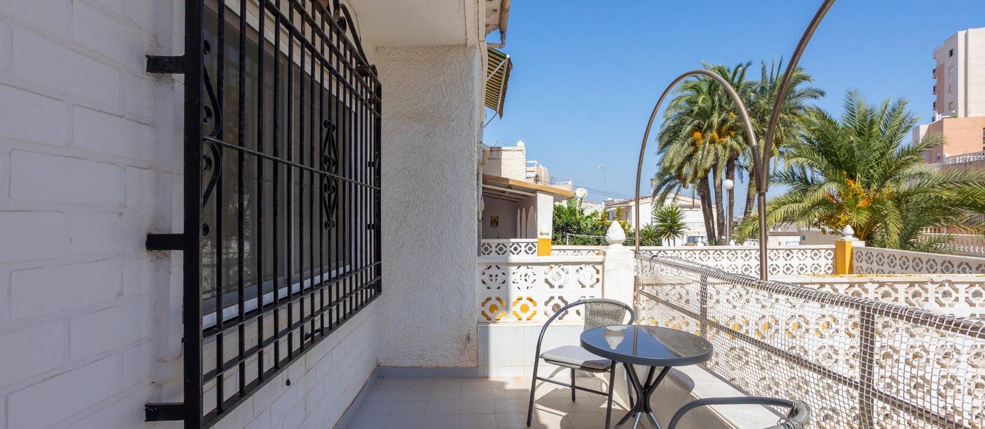 Sale - Bungalow - Torrevieja - Torre del moro