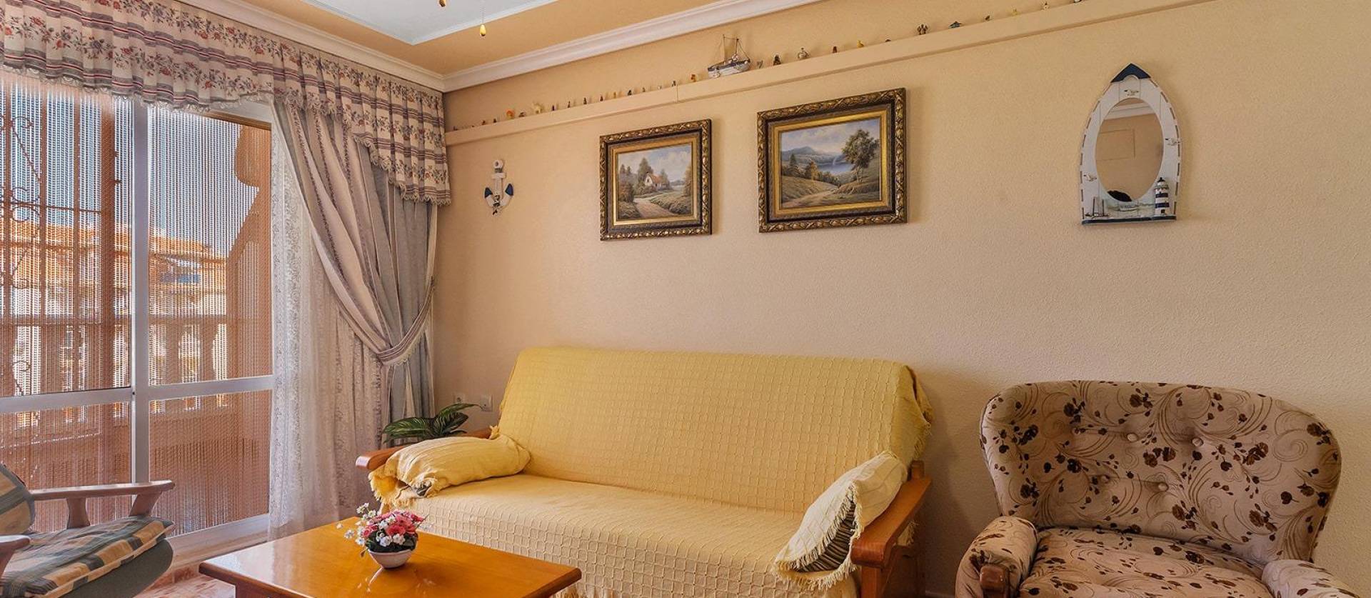 Sale - Apartment - Torrevieja - La Mata pueblo