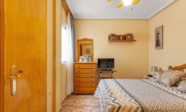 Sale - Apartment - Torrevieja - La Mata pueblo